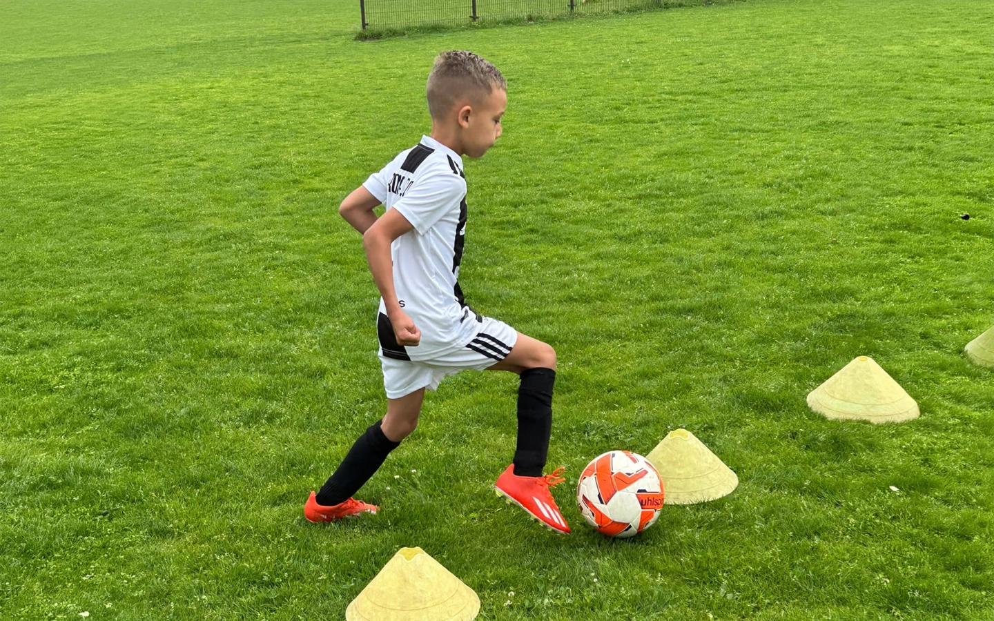 Training bij Voetbalschool Me and Soccer